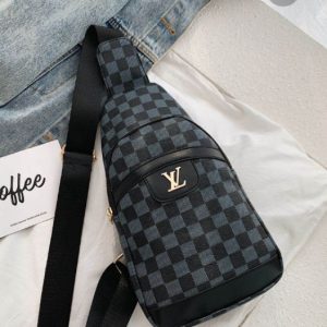 Louis Vuitton LV Cross Body Bag For Men & Women