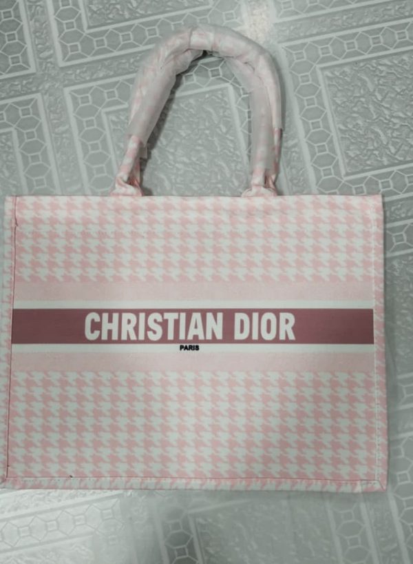 Women's Christian Dior Paris Tote Handbags In Pakistan