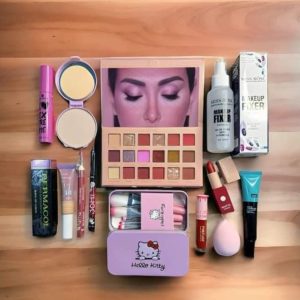 Nude Makeup Deal