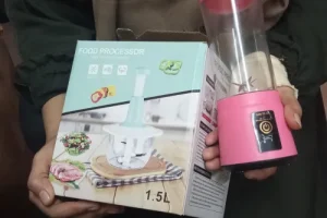 PORTABLE AND RECHARGEABLE BATTERY JUICE BLENDER photo review