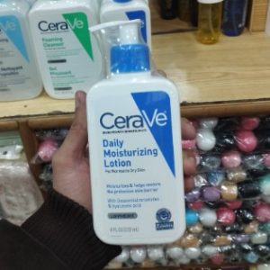 CeraVe Daily Moisturizing Lotion for Normal to Dry Skin | Non-Greasy Hydrating Lotion